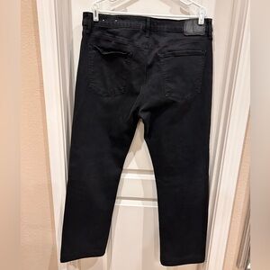 Men’s American Eagle Relaxed Straight Black Jeans with Next Level Flex. Size 36